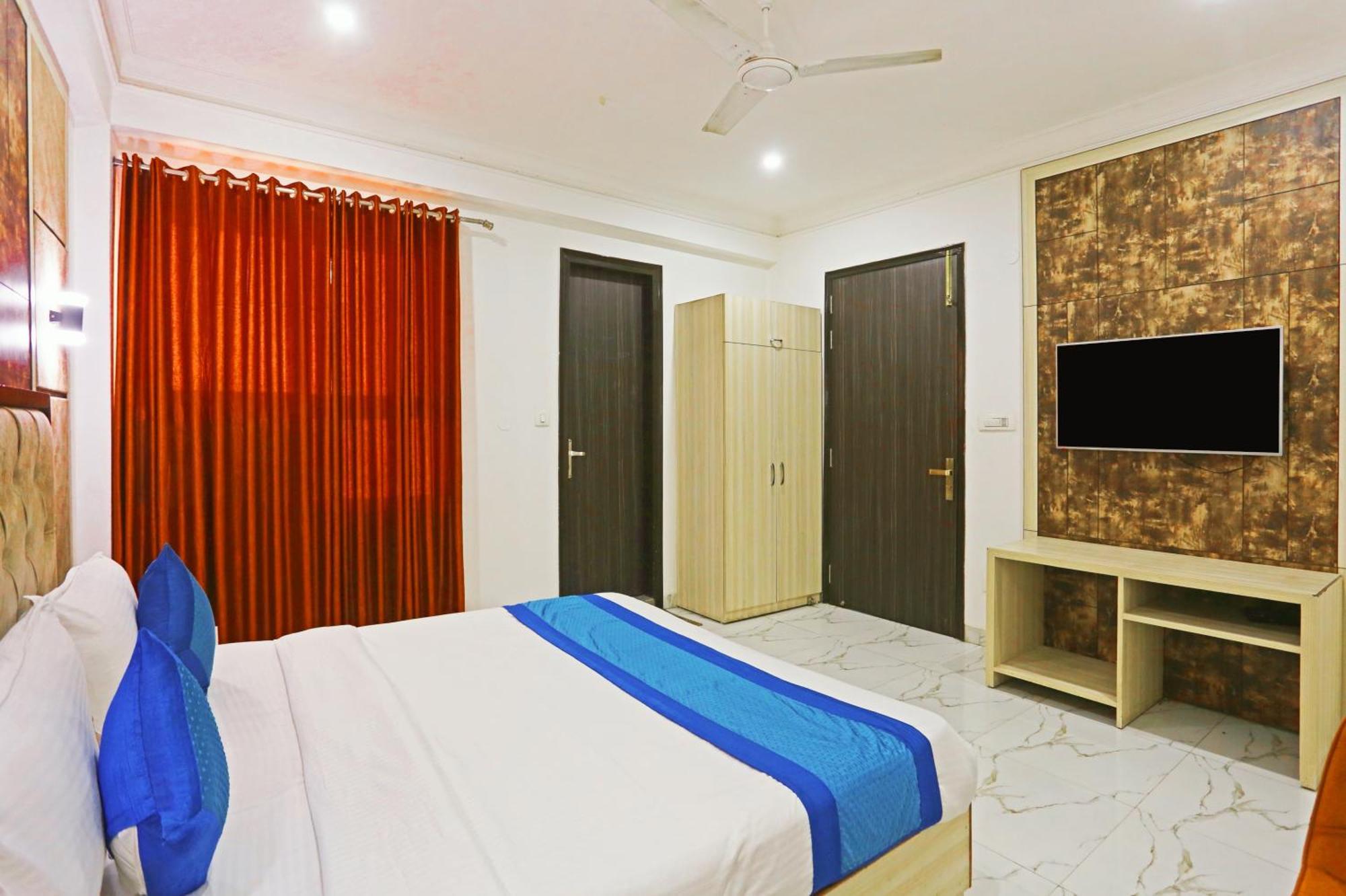 The Almora Residency - Complimentary Airport Trasnfer Hotel Új-Delhi Kültér fotó