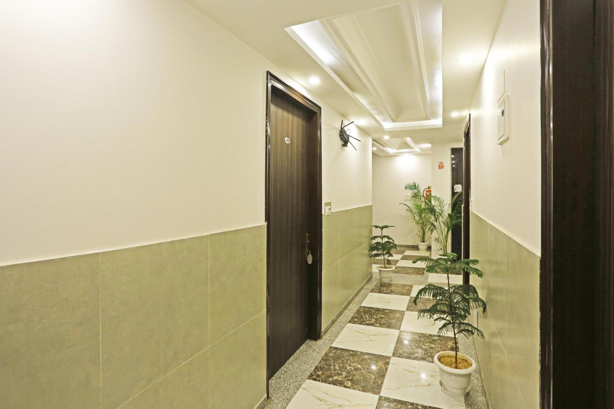 The Almora Residency - Complimentary Airport Trasnfer Hotel Új-Delhi Kültér fotó