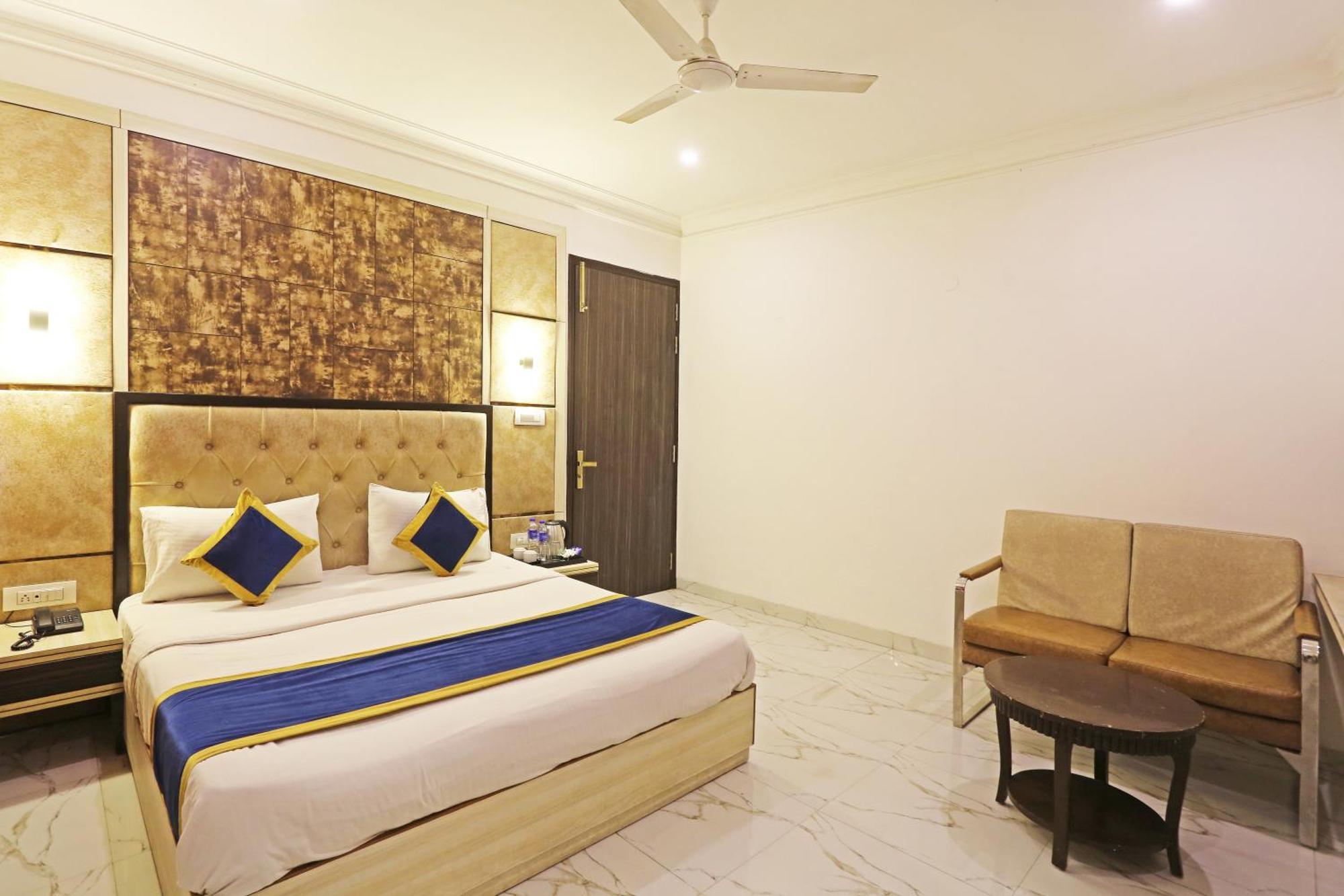 The Almora Residency - Complimentary Airport Trasnfer Hotel Új-Delhi Kültér fotó