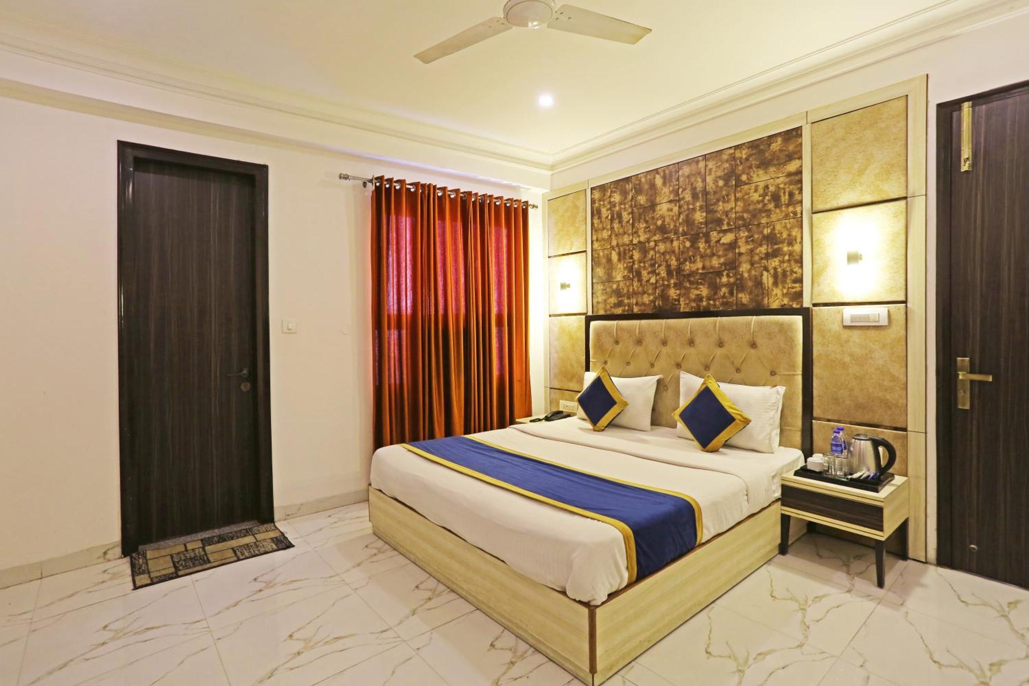 The Almora Residency - Complimentary Airport Trasnfer Hotel Új-Delhi Kültér fotó
